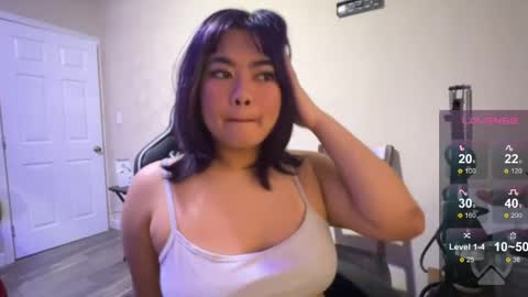 Snapshot of kuromixx444 chatting on 5, 5, 2026 kuromixx444 online show from 5, 5, 2026