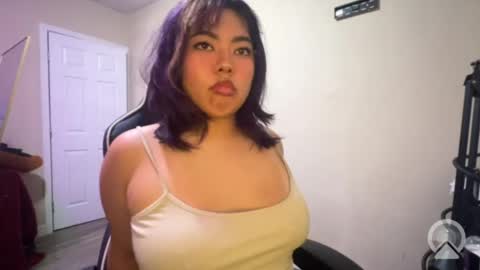 Snapshot of kuromixx444 chatting on 8, 5, 2026 kuromixx444 online show from 8, 5, 2026