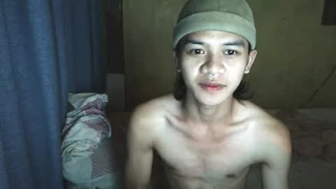 Snapshot of kurtxxx07 chatting on 22, 7, 2026 kurtxxx07 online show from 22, 7, 2026