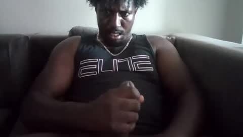 Snapshot of kushgod711 chatting on 25, 12, 2024 kgbbc9 online show from 25, 12, 2024