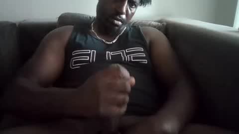 Snapshot of kushgod711 chatting on 8, 1, 2025 kgbbc9 online show from 8, 1, 2025