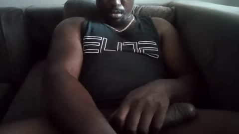 Snapshot of kushgod711 chatting on 8, 2, 2025 kgbbc9 online show from 8, 2, 2025