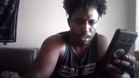 Snapshot of kushgod711 chatting on 15, 2, 2025 kgbbc9 online show from 15, 2, 2025