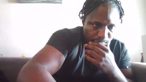 Snapshot of kushgod711 chatting on 22, 2, 2025 kgbbc9 online show from 22, 2, 2025