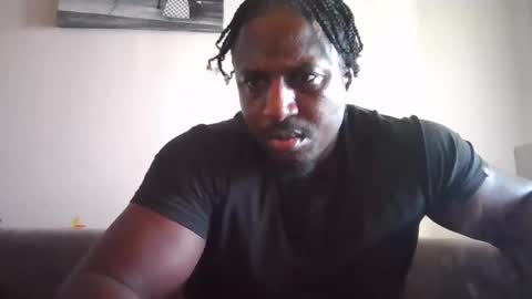 Snapshot of kushgod711 chatting on 22, 2, 2025 kgbbc9 online show from 22, 2, 2025