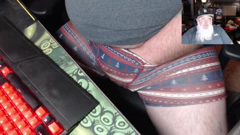 Snapshot of kustom77 chatting on 25, 12, 2024 Vlad Voivode of Wallachia online show from 25, 12, 2024