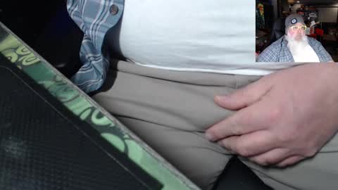 Snapshot of kustom77 chatting on 21, 2, 2025 Vlad Voivode of Wallachia online show from 21, 2, 2025