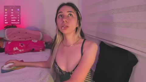Snapshot of kxss_krawl chatting on 15, 5, 2026 Aria Kess online show from 15, 5, 2026