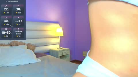 Snapshot of kya_wild chatting on 25, 11, 2025 kya_wild online show from 25, 11, 2025