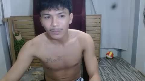 kyle_lourence online show from 22, 4, 2026