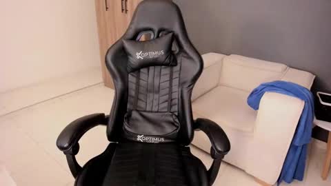 Snapshot of kyleighc chatting on 21, 12, 2025 Kyleigh online show from 21, 12, 2025