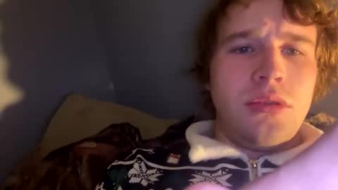 Snapshot of kylelovepussy69 chatting on 18, 2, 2025 kylelovepussy69 online show from 18, 2, 2025