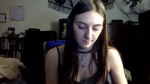 Kylianna online show from 7, 3, 2025