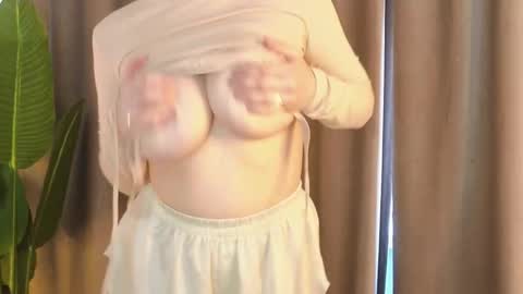 Snapshot of kylie_moss chatting on 9, 2, 2025 Anna online show from 9, 2, 2025