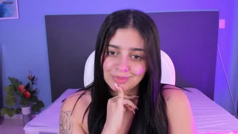 Kylie Reyes  online show from 6, 12, 2024