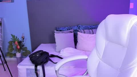 Kylie Reyes  online show from 20, 12, 2024