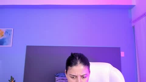 Kylie Reyes  online show from 15, 1, 2025