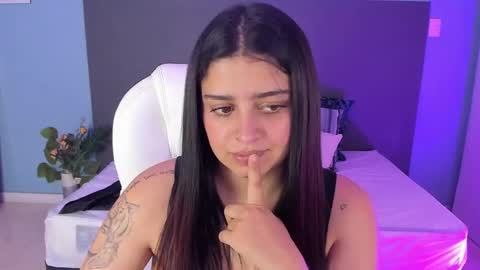 Kylie Reyes  online show from 15, 2, 2025