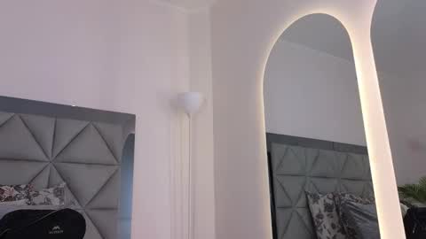 Kylie Reyes  online show from 13, 11, 2025