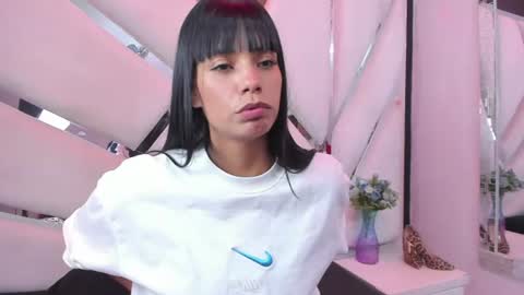 Snapshot of kylie_sexx chatting on 21, 6, 2026 kylie online show from 21, 6, 2026