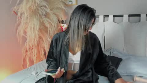 Kylie  online show from 14, 1, 2025