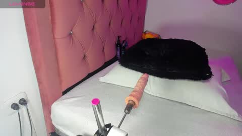 Snapshot of kylie_sttel chatting on 27, 1, 2025 kylie Sttel online show from 27, 1, 2025