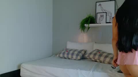 Snapshot of kylieangel__ chatting on 9, 3, 2026 KYLIE online show from 9, 3, 2026