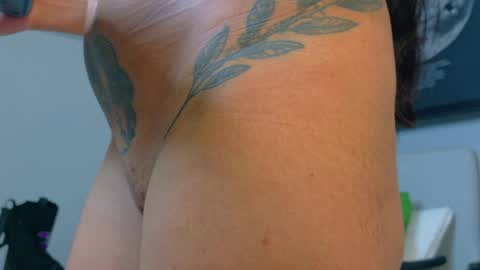 Snapshot of kylieangel__ chatting on 31, 3, 2026 KYLIE online show from 31, 3, 2026