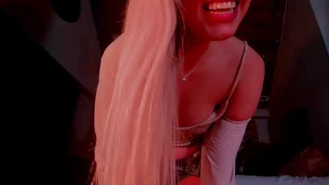 Snapshot of kyliekandy chatting on 15, 2, 2025   online show from 15, 2, 2025
