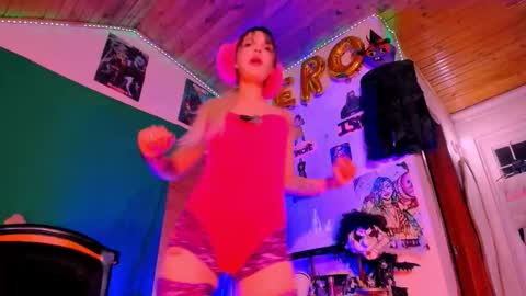 Snapshot of kyliekandy chatting on 12, 10, 2025   online show from 12, 10, 2025