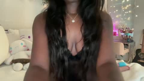 Kylie p online show from 5, 8, 2026