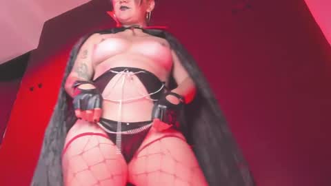 K Y L I E online show from 11, 9, 2025