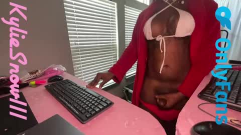 Kylie Snow online show from 5, 5, 2026