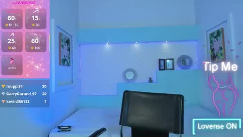 Snapshot of kyliewest6 chatting on 9, 3, 2025 Kylie West online show from 9, 3, 2025