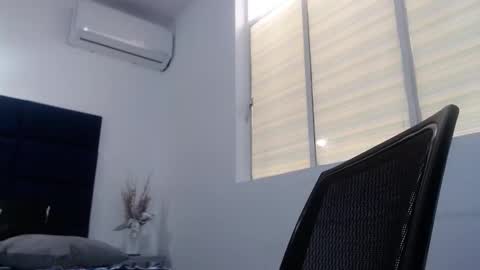 Kylie online show from 23, 12, 2024