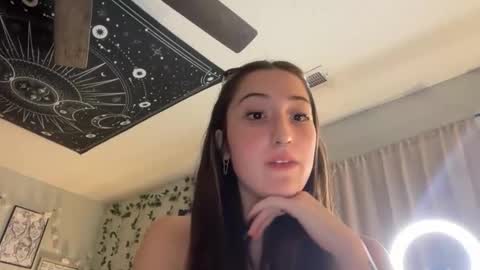 kyliiii online show from 16, 5, 2026