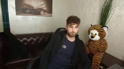 KyloEast online show from 4, 5, 2026