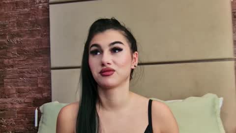 Kyra online show from 6, 12, 2024