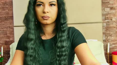 Kyra online show from 31, 12, 2024