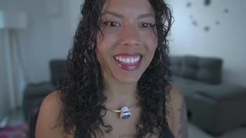 schedule 300 pm - 1100pm colombia time online show from 1, 7, 2026