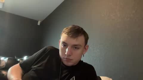 Snapshot of l3tsjerk chatting on 1, 1, 2025 l3tsjerk online show from 1, 1, 2025