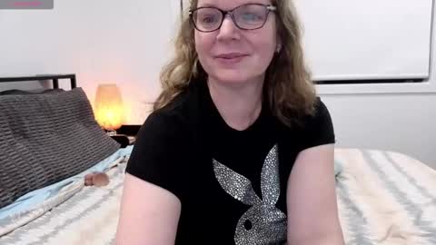 l4dyc4pricorn76 online show from 5, 4, 2026