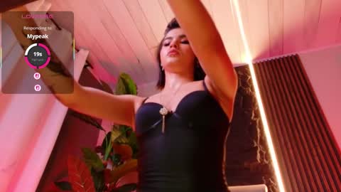 Snapshot of la_diabla_111_ chatting on 15, 9, 2025 Karime online show from 15, 9, 2025