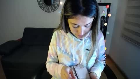 Snapshot of la_rola_ chatting on 28, 11, 2025 Catalina online show from 28, 11, 2025