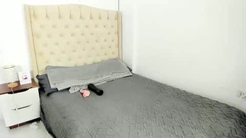 la_vida_lena_ online show from 2, 1, 2025