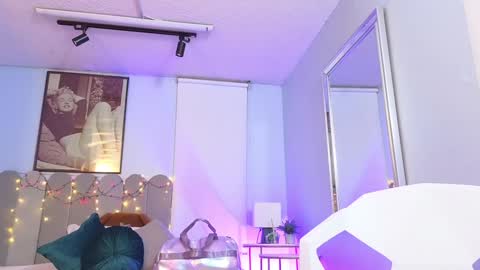 Snapshot of laady_brownn chatting on 30, 12, 2024 Cris online show from 30, 12, 2024