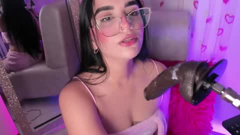 Snapshot of laana_foxx chatting on 24, 4, 2026 lana foxx Model independient online show from 24, 4, 2026