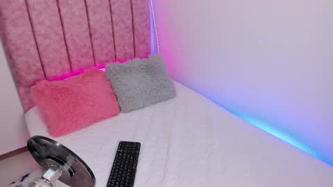 Snapshot of laana_foxx chatting on 23, 5, 2026 lana foxx Model independient online show from 23, 5, 2026