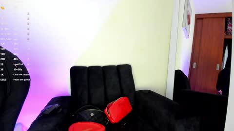Snapshot of lace_victoria chatting on 10, 12, 2024 lace_victoria online show from 10, 12, 2024