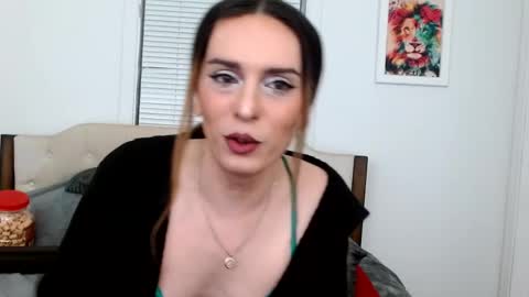 Snapshot of laceyphoenix1 chatting on 10, 2, 2025 Lacey Phoenix online show from 10, 2, 2025